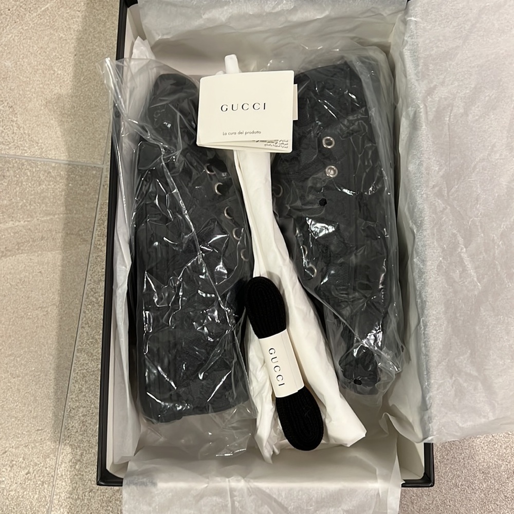 Gucci Miro Soft Sneakers - Picture 8 of 8